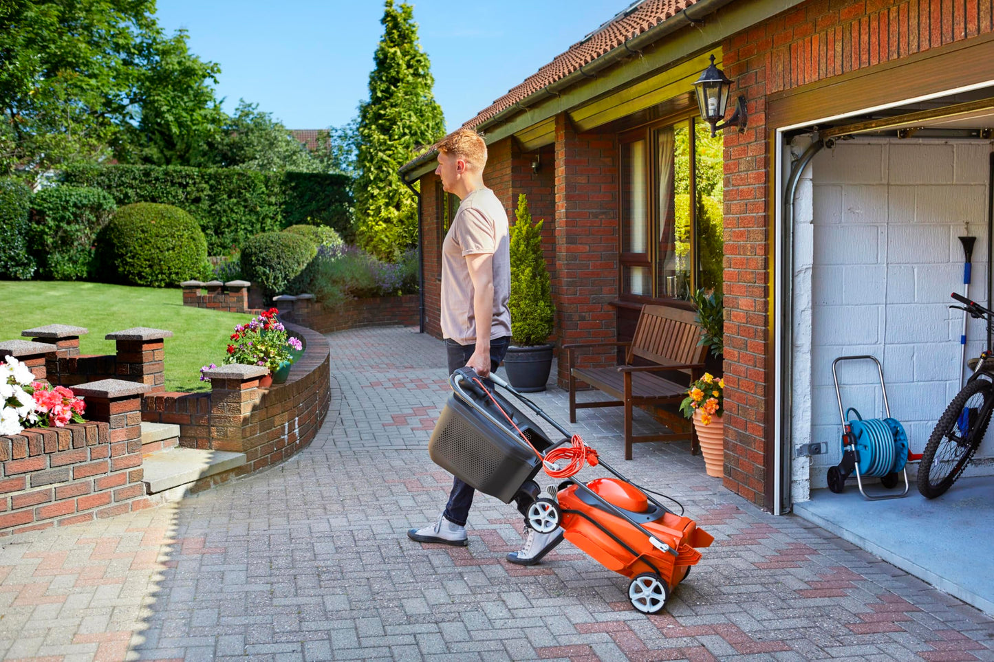 1600W Electric Lawn Mower with Rear Roller & 45L Grass Collection Box